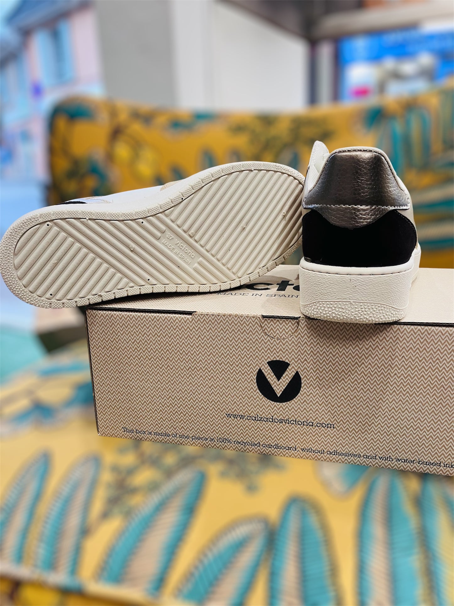 Victoria shoes MADRID Cuir fendu & Métal