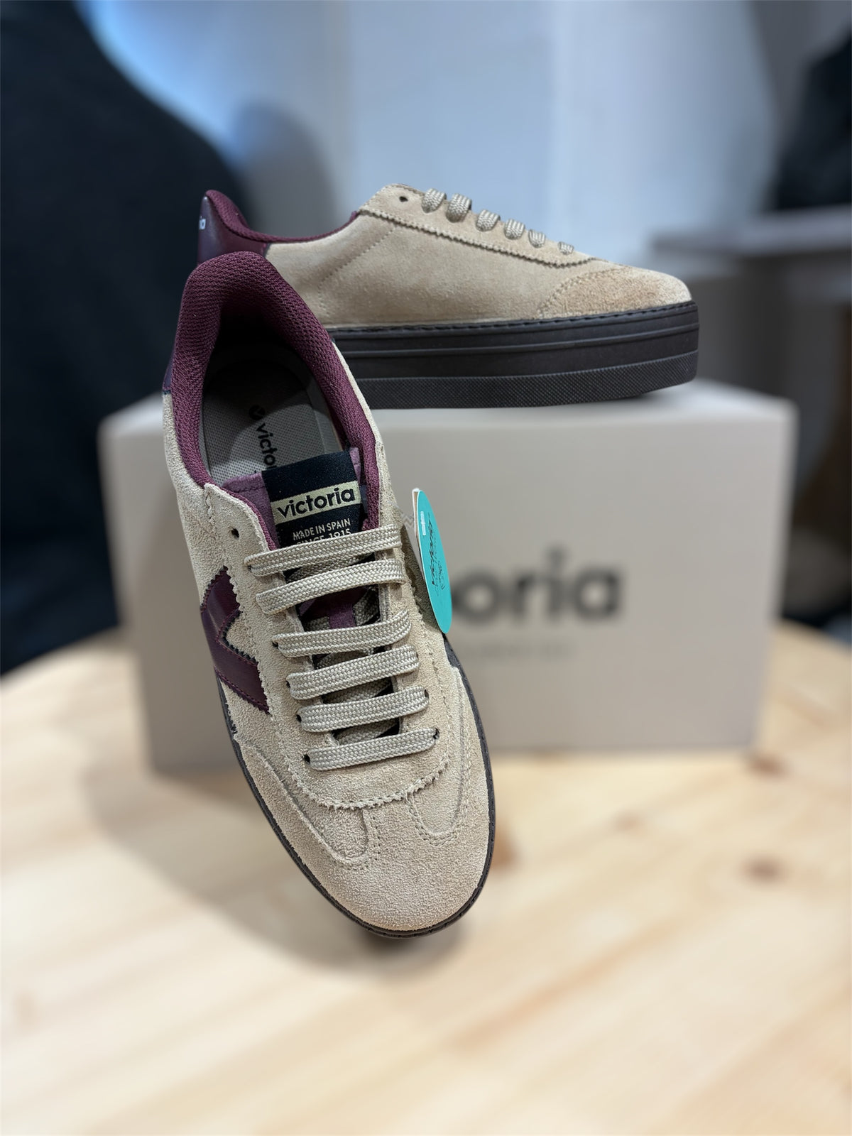 Baskets femme Victoria BARCELONA à plateforme en croûte de cuir – vue 2