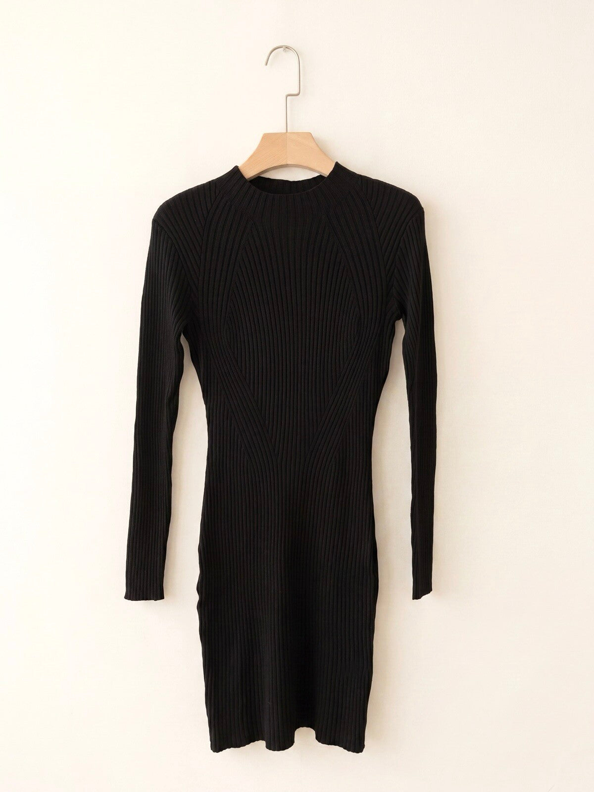 Robe Courte en Maille Côtelée MIA Noir
