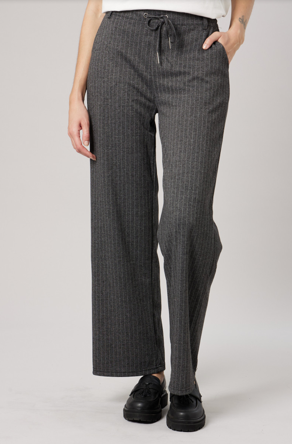 Deeluxe  Pantalon Droit Femme TAYSEN