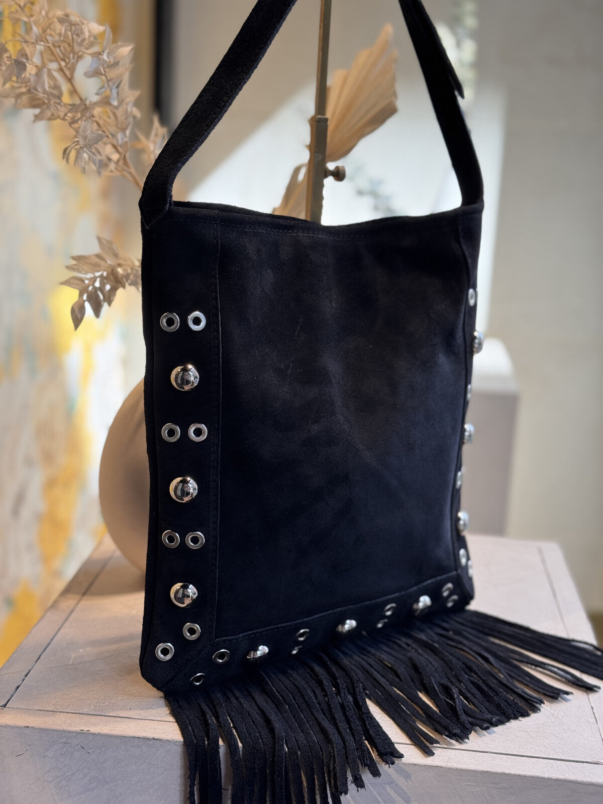 Sac Femme porté travers avec des franges, en croûte de cuir de vachette INYA