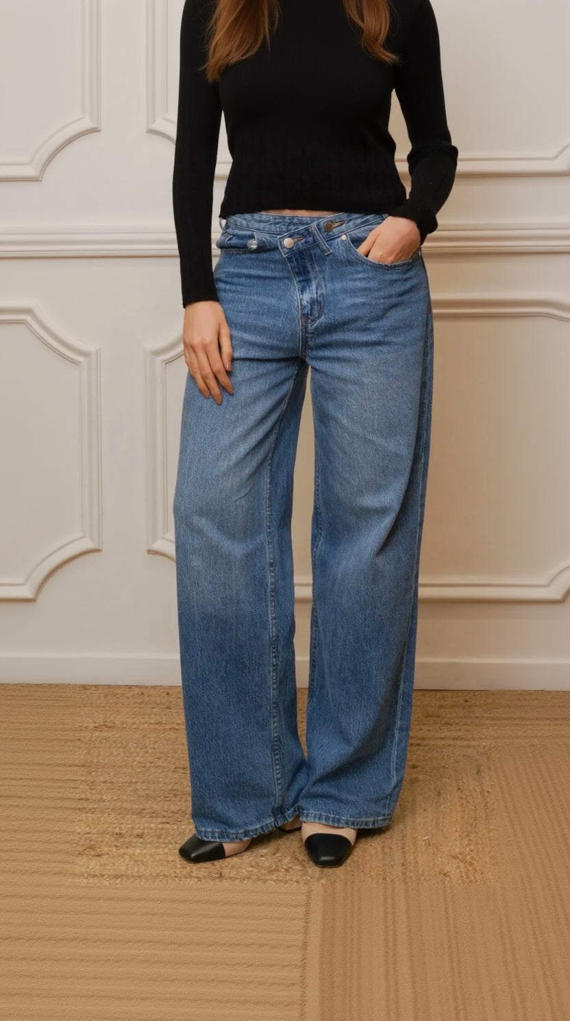 Jean Femme coupe droite Bouton asymétrique MARINA