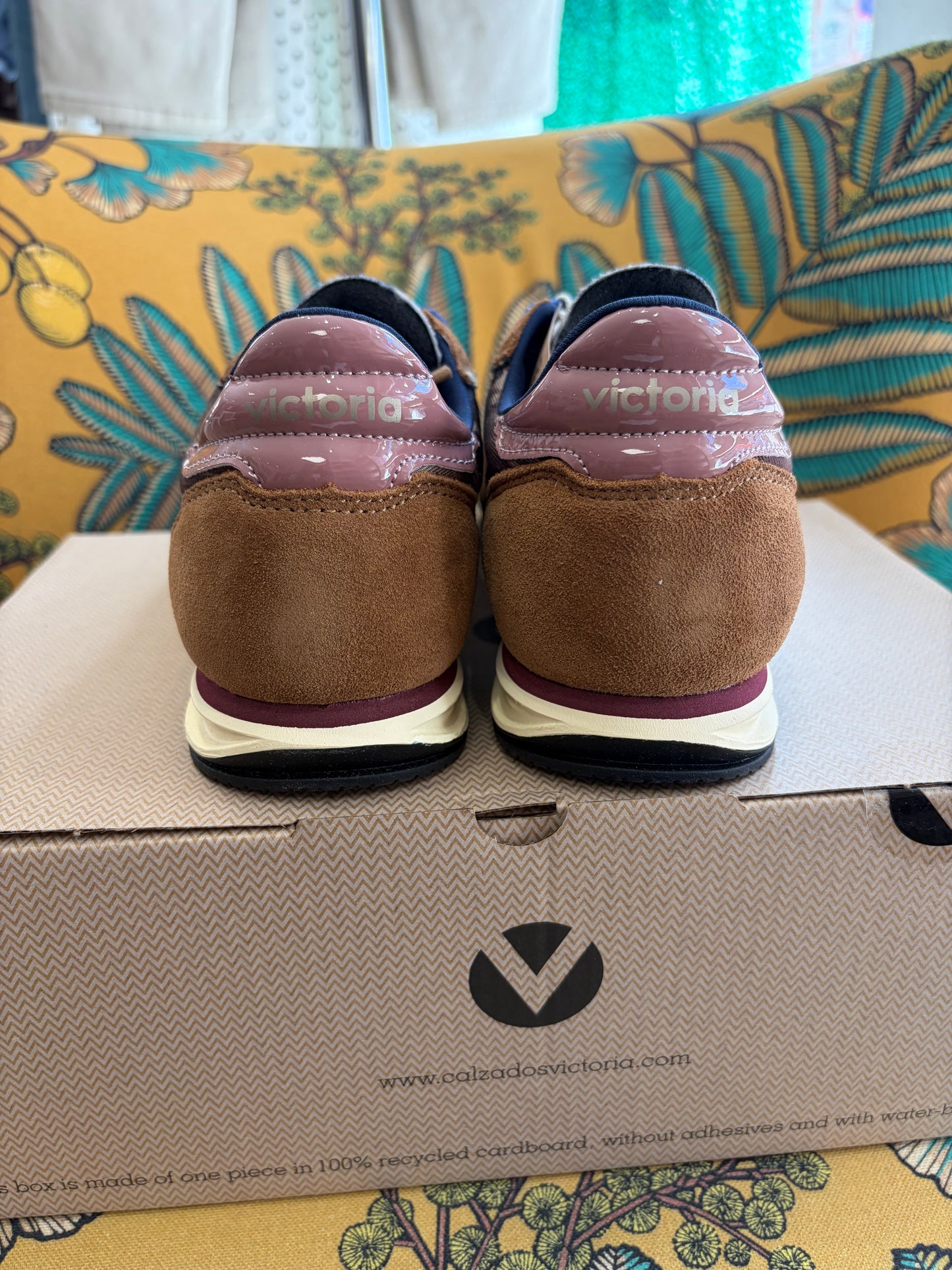 Victoria Shoes Sneakers Femme SATURNO SERRAJE & ANIMAL PRINT